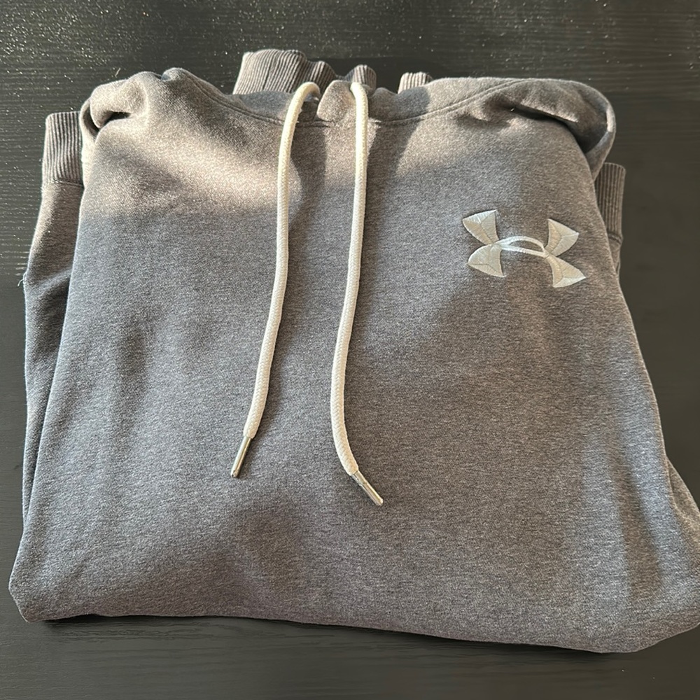 Under Armour Pocket Hoodie